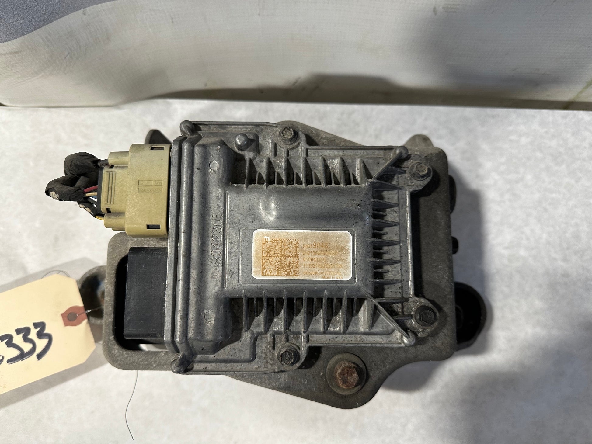 2017 Cadillac ATS-V Coupe Rear Differential Actuator Pump Lock Module OEM - Day's Parts Yard