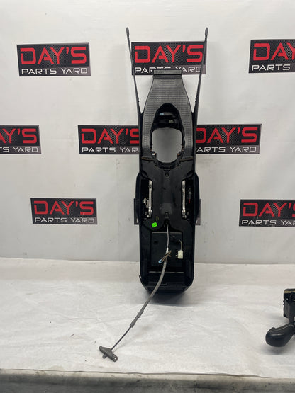 2008 Pontiac G8 Center Console Armrest w/ Shifter OEM - Day's Parts Yard