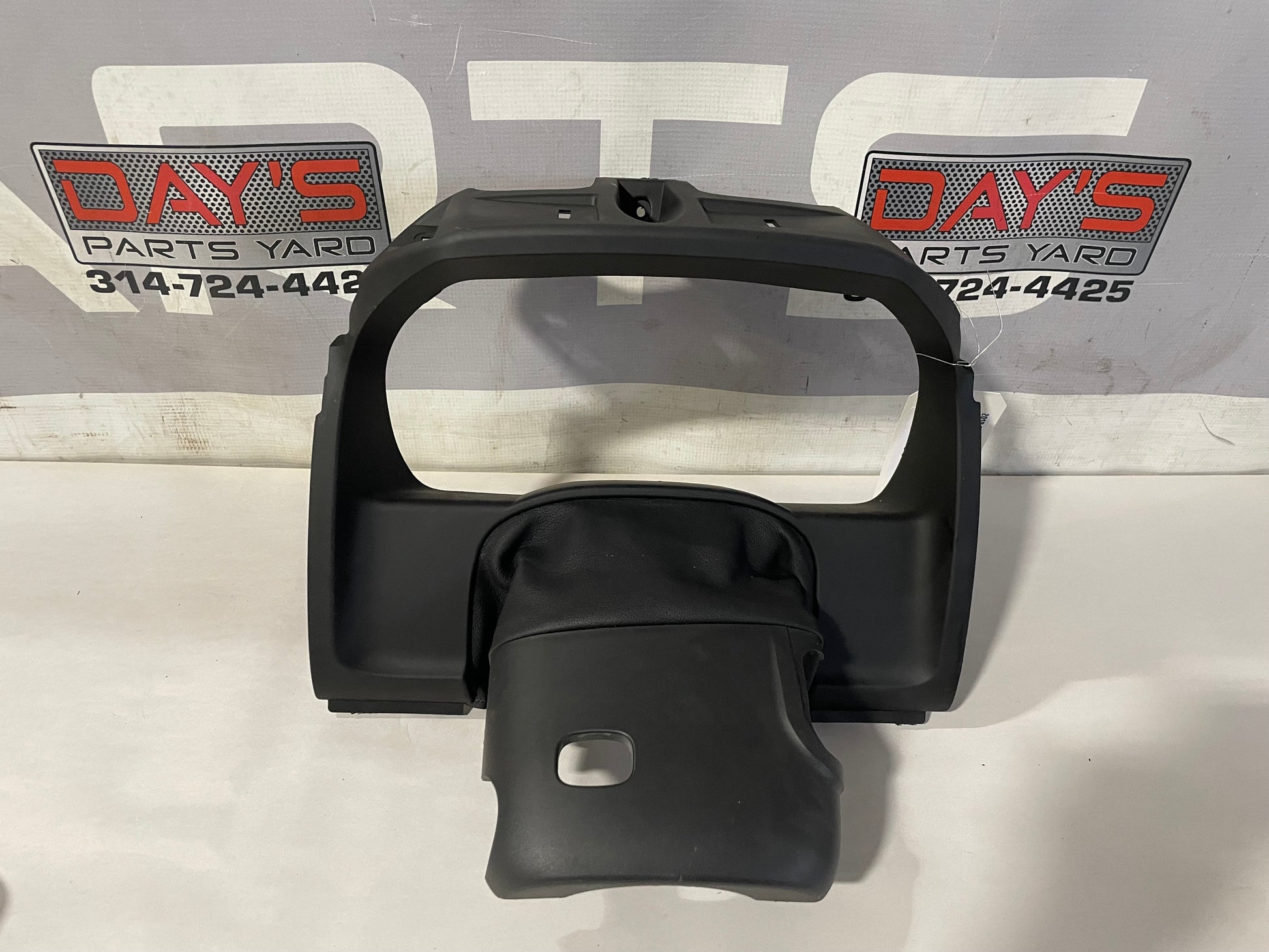 2018 Chevy Suburban LT Gauge Cluster Bezel w/ Upper Column Cover OEM - Day's Parts Yard