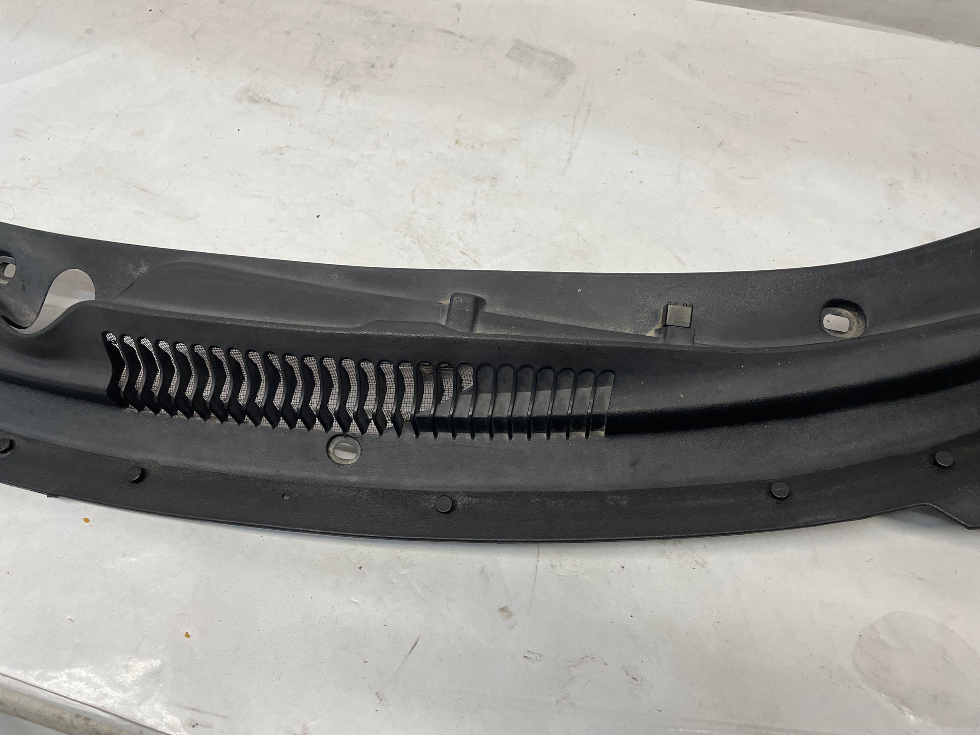 2000 Chevy Camaro Z28 Complete Windshield Wiper Cowl Panel Screen OEM - Day's Parts Yard