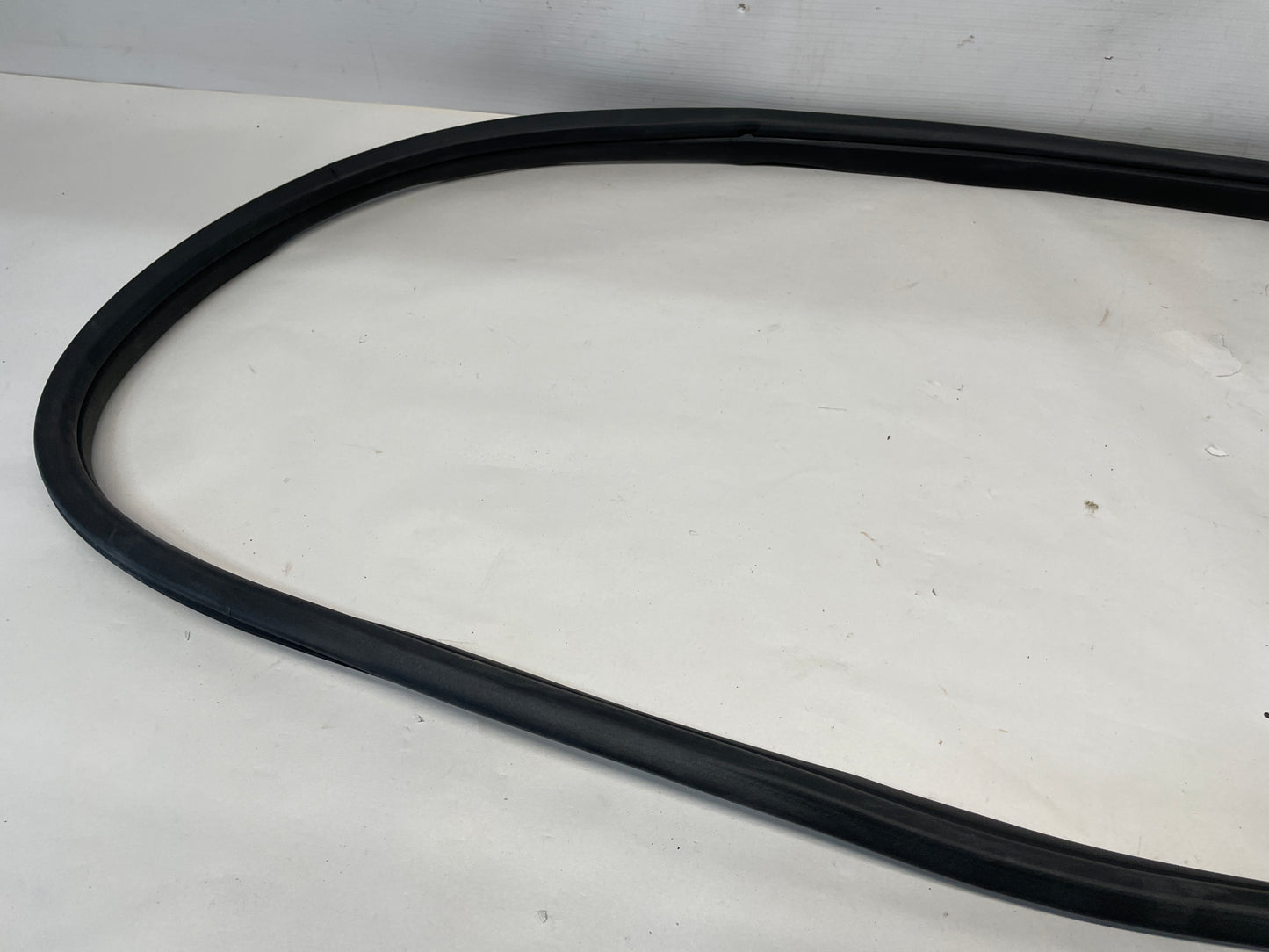 2017 Chevy SS Sedan Front RH Passenger Door Rubber Weather Strip OEM - Day's Parts Yard