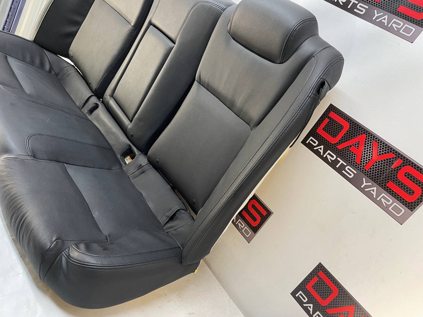 2009 Pontiac G8 GT Seats Front & Rear Black Leather OEM