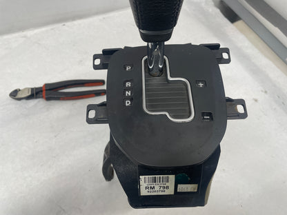 2008 Pontiac G8 Center Console Armrest w/ Shifter OEM - Day's Parts Yard
