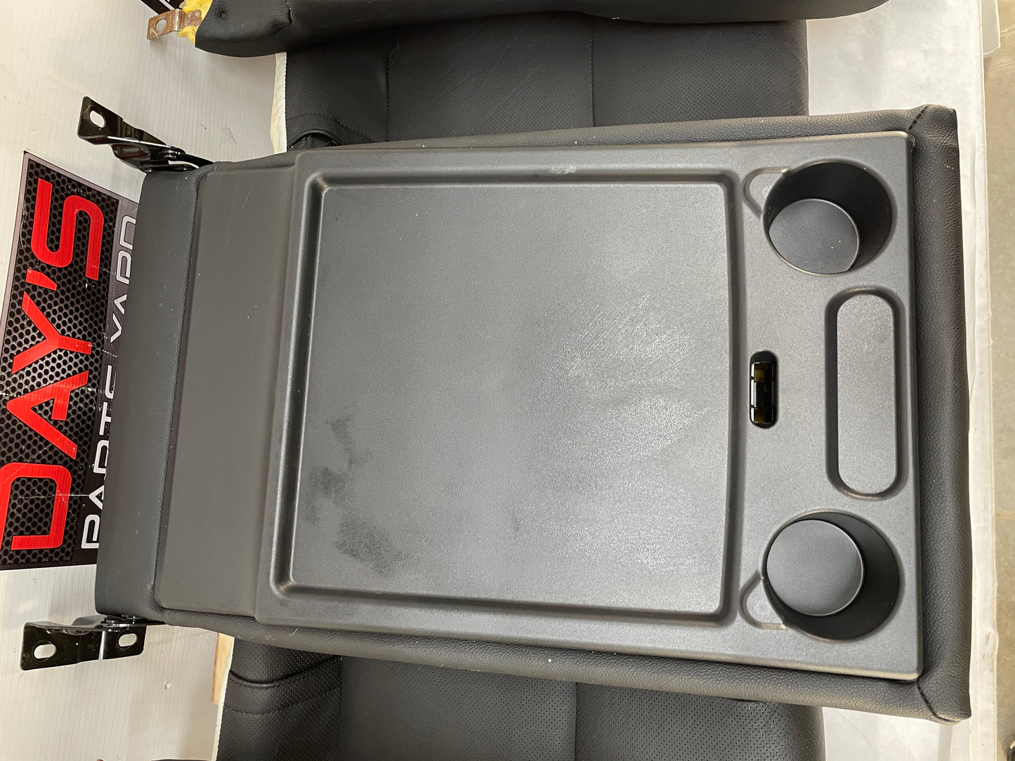 2009 Pontiac G8 GT Seats Front & Rear Black Leather OEM