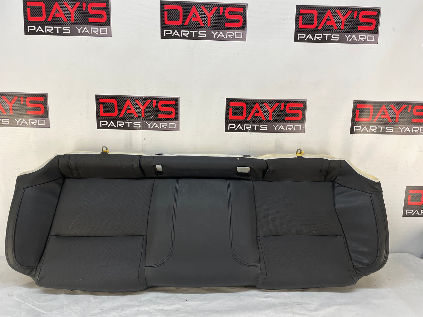 2009 Pontiac G8 GT Seats Front & Rear Black Leather OEM
