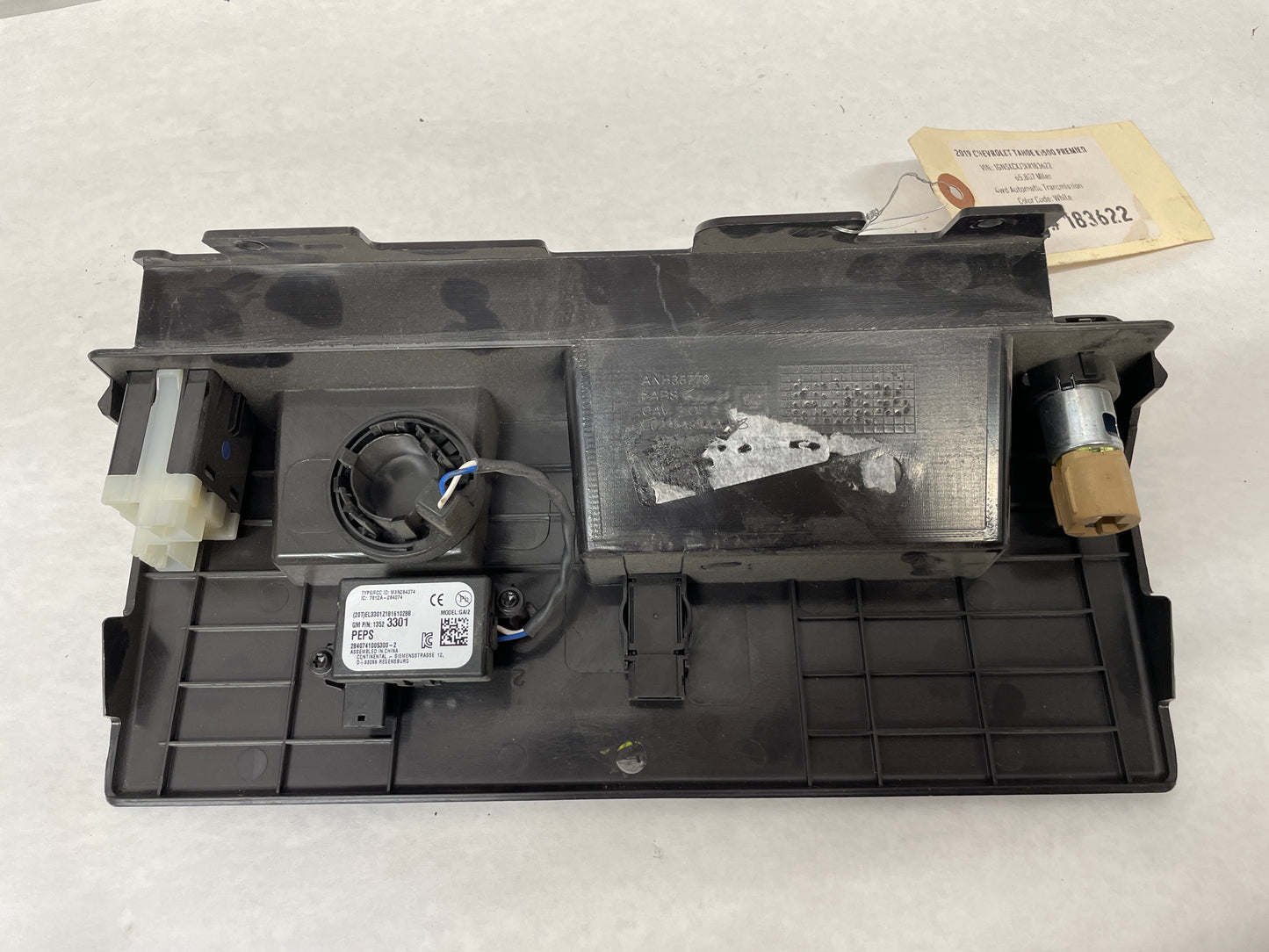 2019 Chevy Tahoe K1500 Premier Center Console Storage w/ Cigarette Lighter OEM - Day's Parts Yard