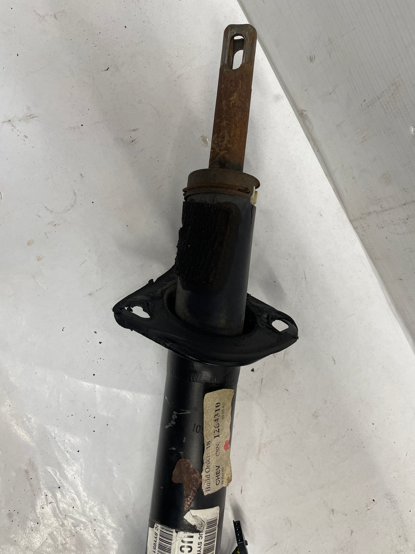 2000 Chevy Camaro Z28 Steering Column w/ Key OEM - Day's Parts Yard
