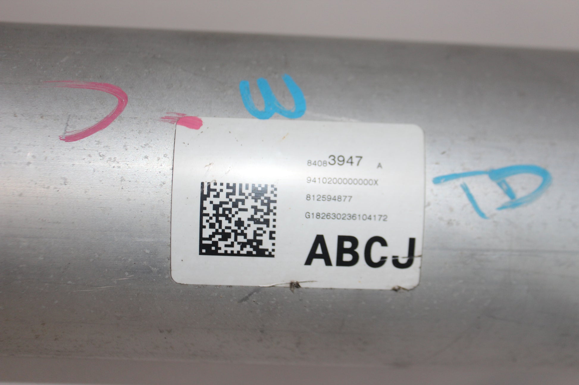 2019 Chevy Tahoe K1500 Premier Rear Drive Shaft Drive Shaft OEM - Day's Parts Yard