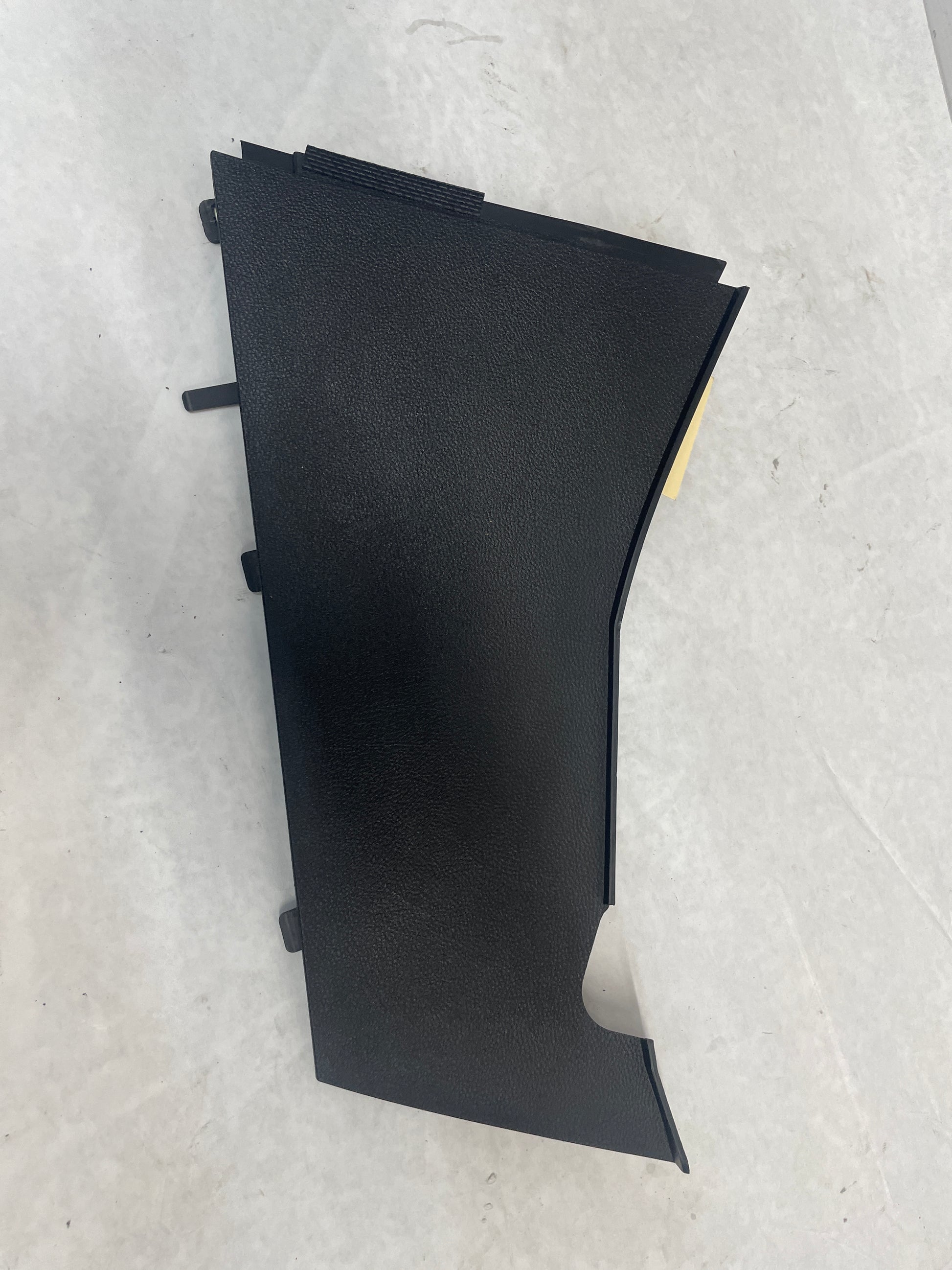 2008 Pontiac G8 Base RH & LH Dash Center Console Trim Set OEM - Day's Parts Yard