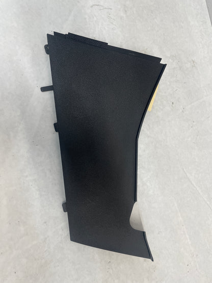2008 Pontiac G8 Base RH & LH Dash Center Console Trim Set OEM - Day's Parts Yard