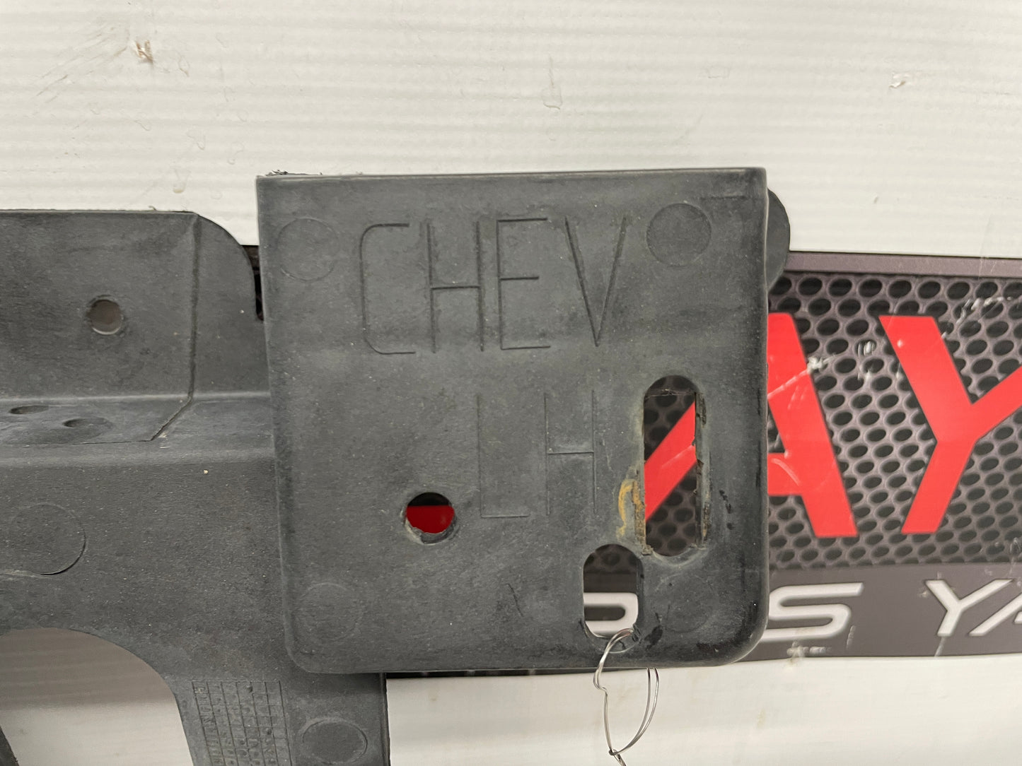 2005 Chevy Avalanche LH Driver Headlight Headlamp Bracket OEM - Day's Parts Yard