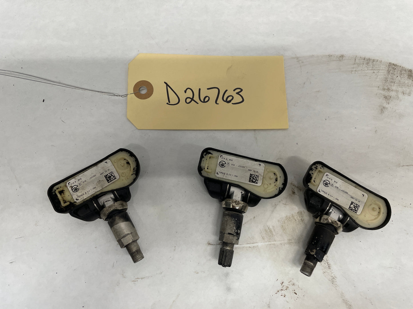 2017 Chevy SS Sedan Tire Pressure Sensor Aftermarket 3pc Schraders