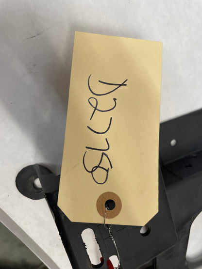 2005 Chevy Avalanche RH Passenger Headlight Headlamp Bracket OEM - Day's Parts Yard