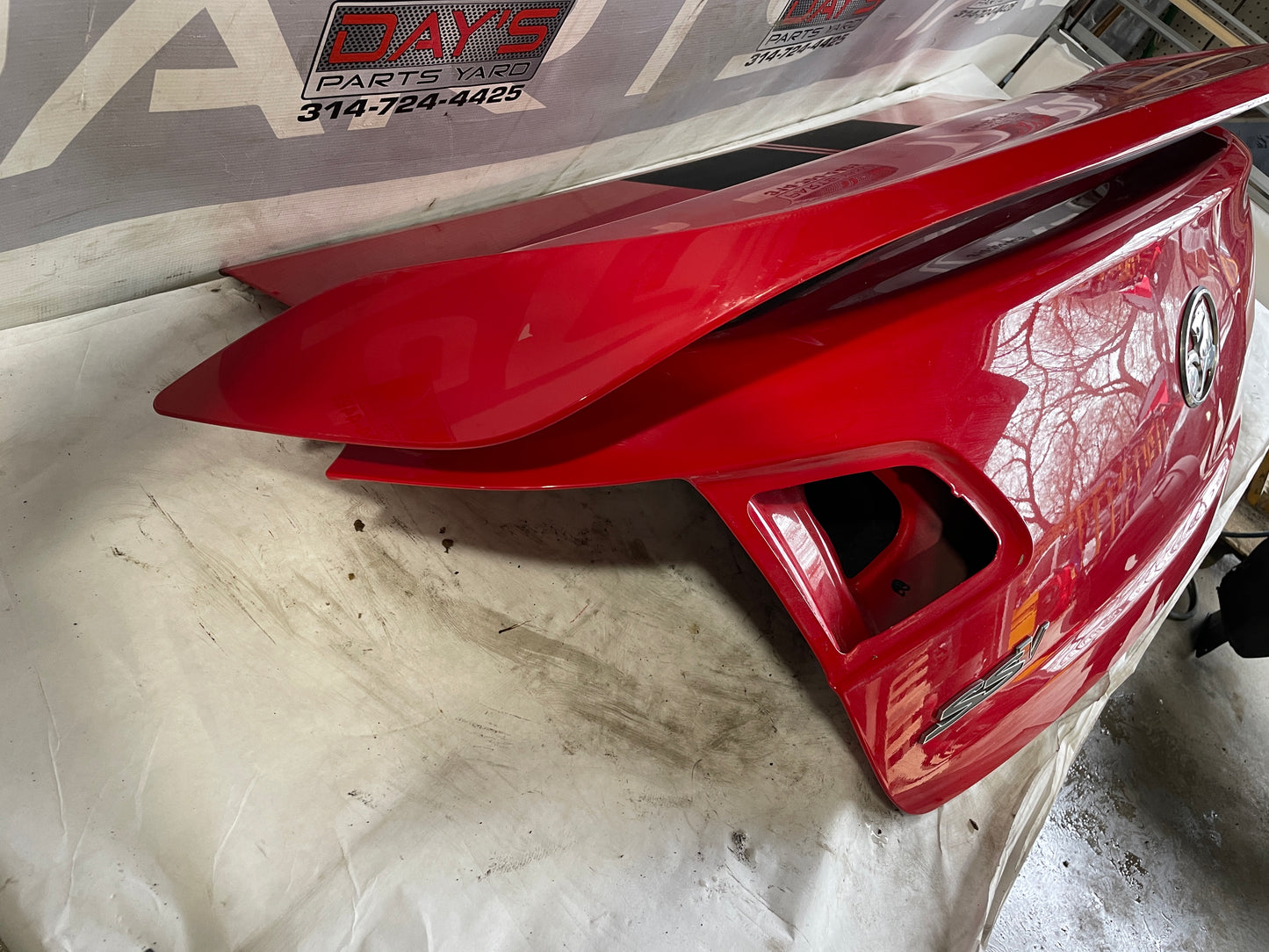 2014-2017 Chevy SS Sedan Holden Commodore Trunk Deck Lid Spoiler Wing OEM