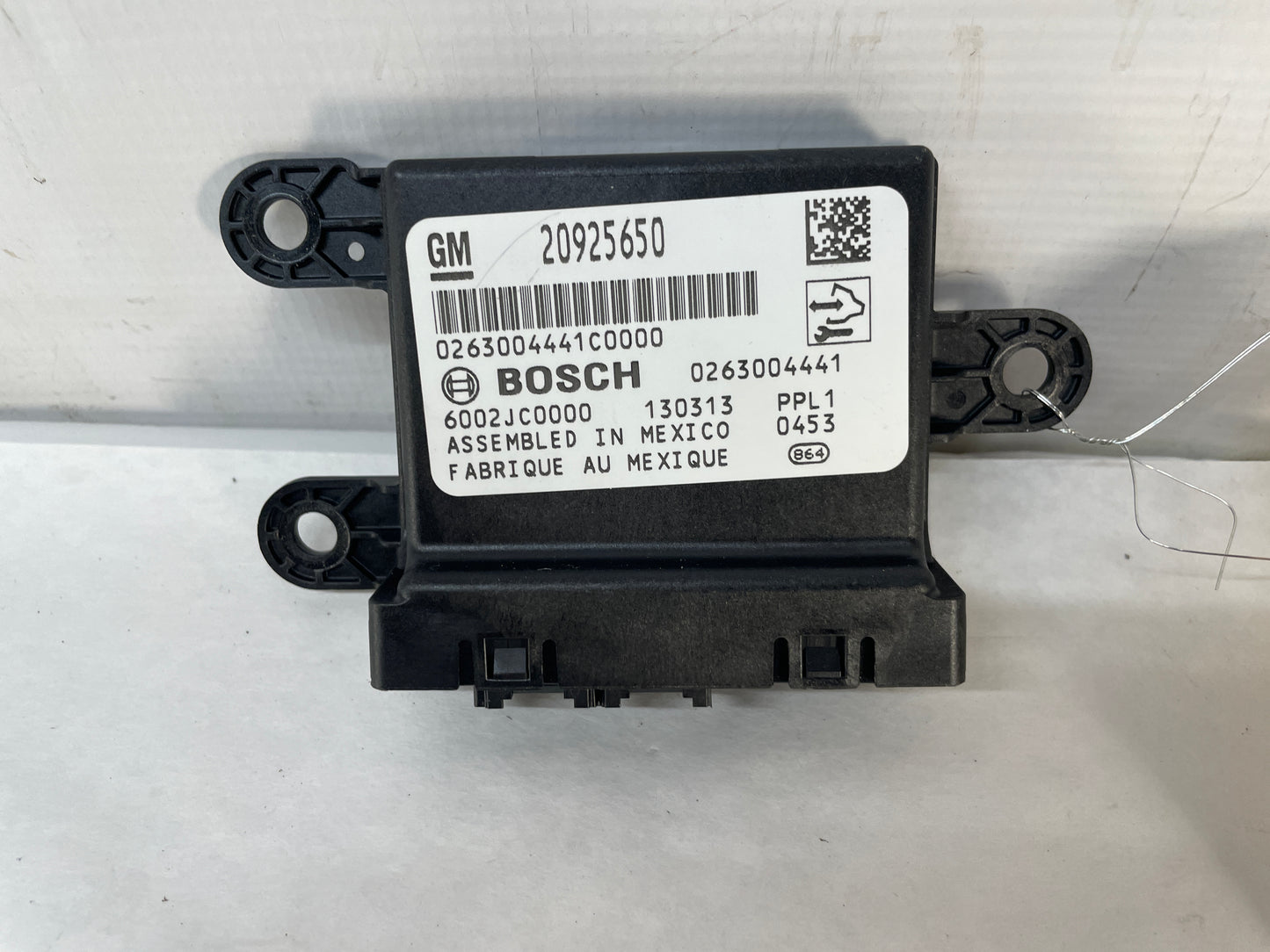 2013 Chevy Camaro ZL1 Parking Assist Control Module OEM - Day's Parts Yard