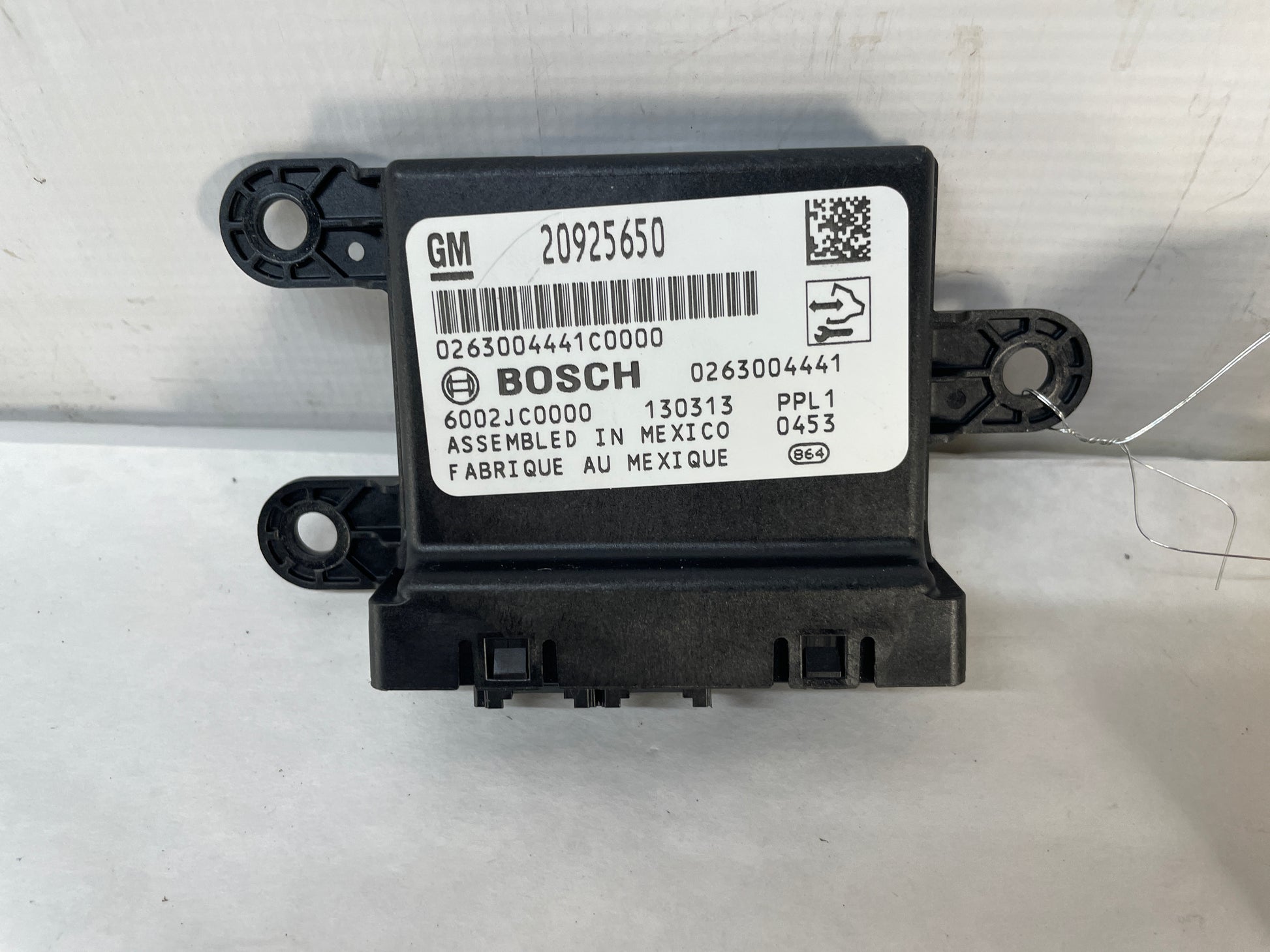 2013 Chevy Camaro ZL1 Parking Assist Control Module OEM - Day's Parts Yard