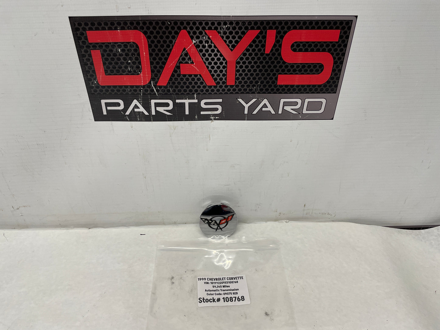 1999 Chevy C5 Corvette Wheel Center Cap OEM - Day's Parts Yard