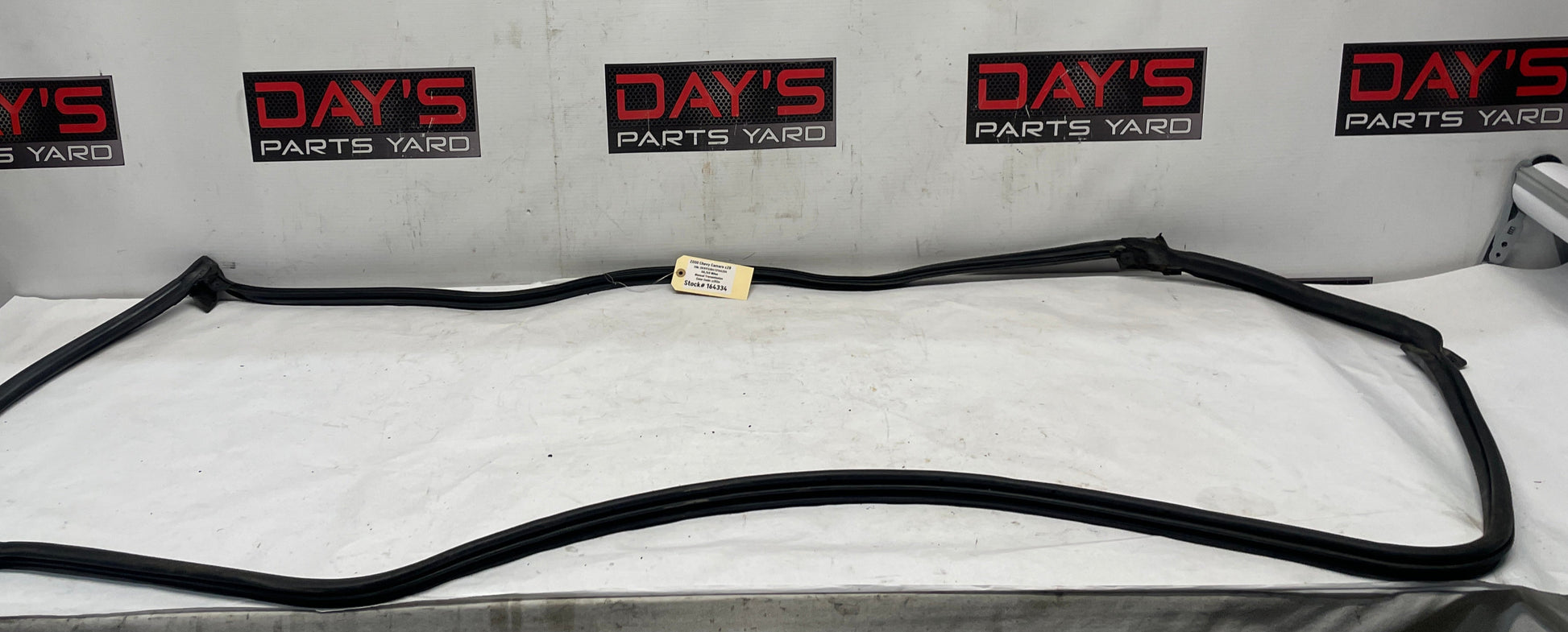 2000 Chevy Camaro Z28 LH Driver Body T-Top Weather Strip Seal OEM - Day's Parts Yard