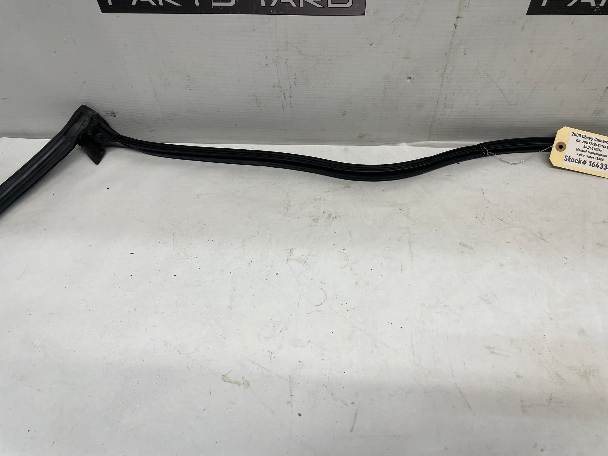 2000 Chevy Camaro Z28 LH Driver Body T-Top Weather Strip Seal OEM - Day's Parts Yard