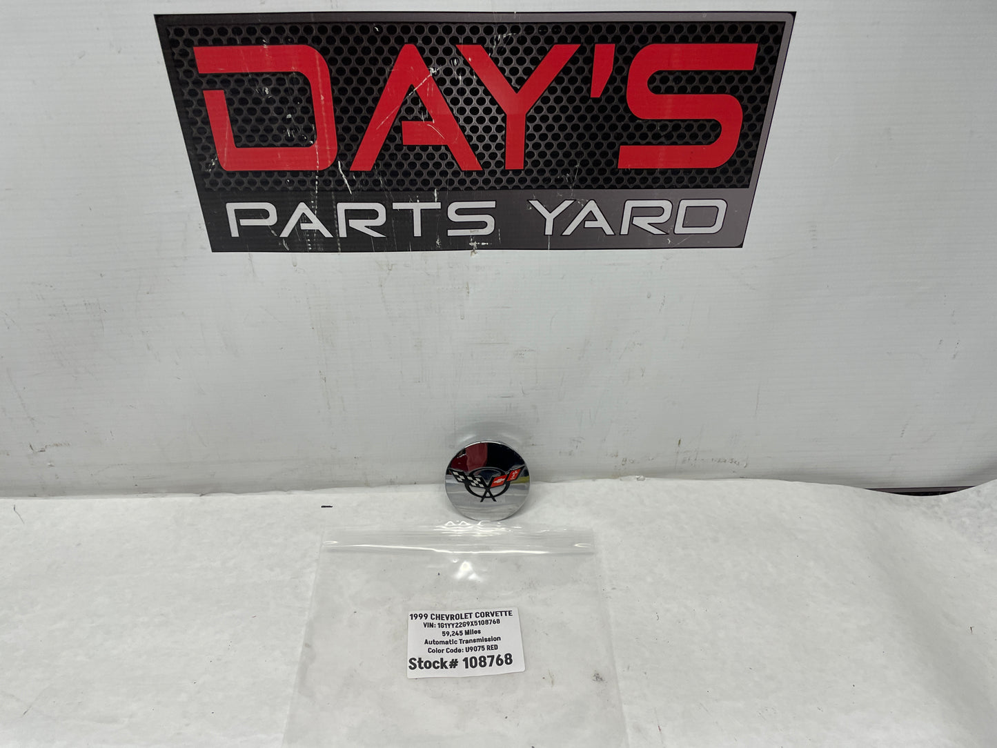 1999 Chevy C5 Corvette Wheel Center Cap OEM - Day's Parts Yard