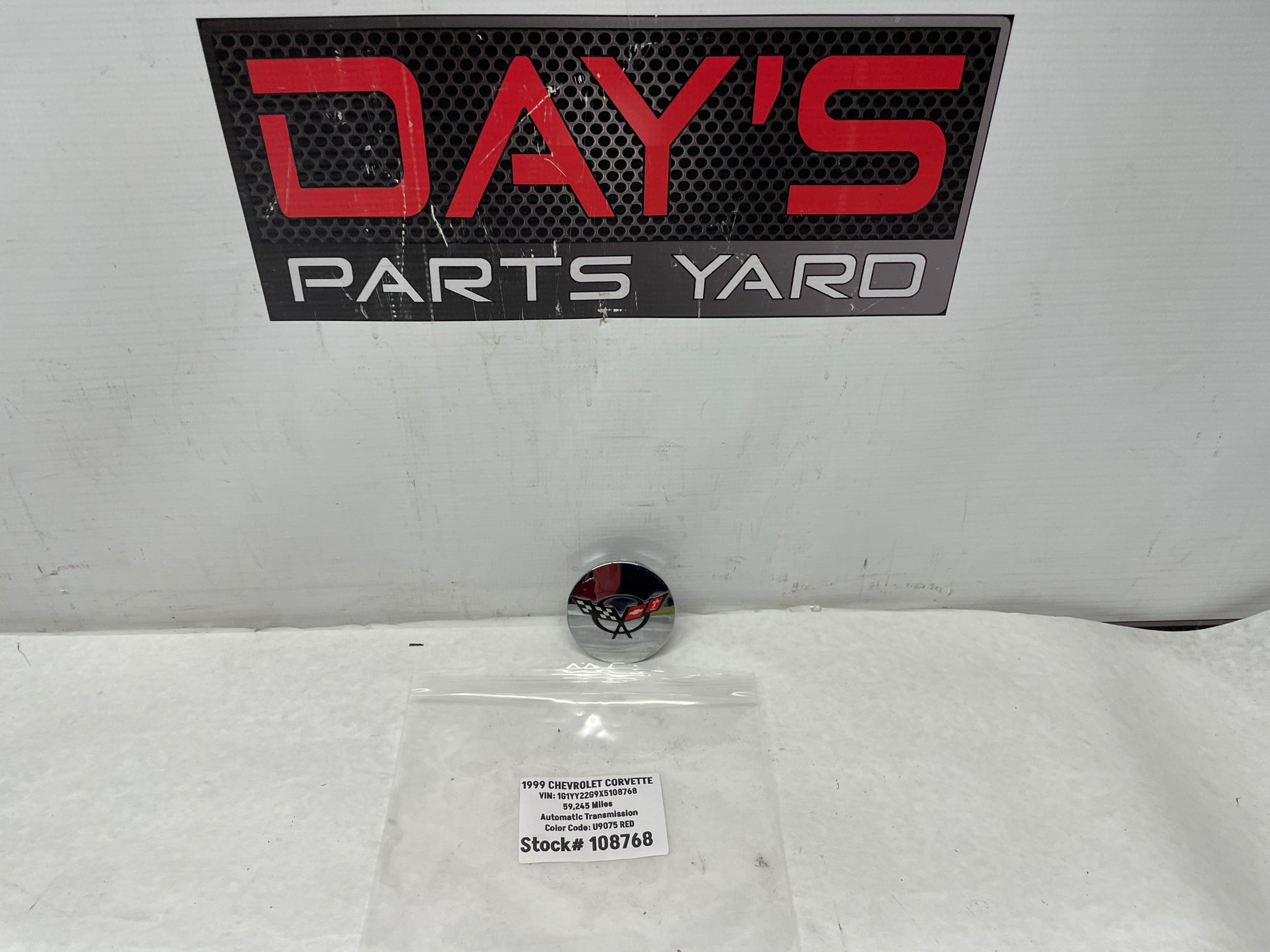 1999 Chevy C5 Corvette Wheel Center Cap OEM - Day's Parts Yard