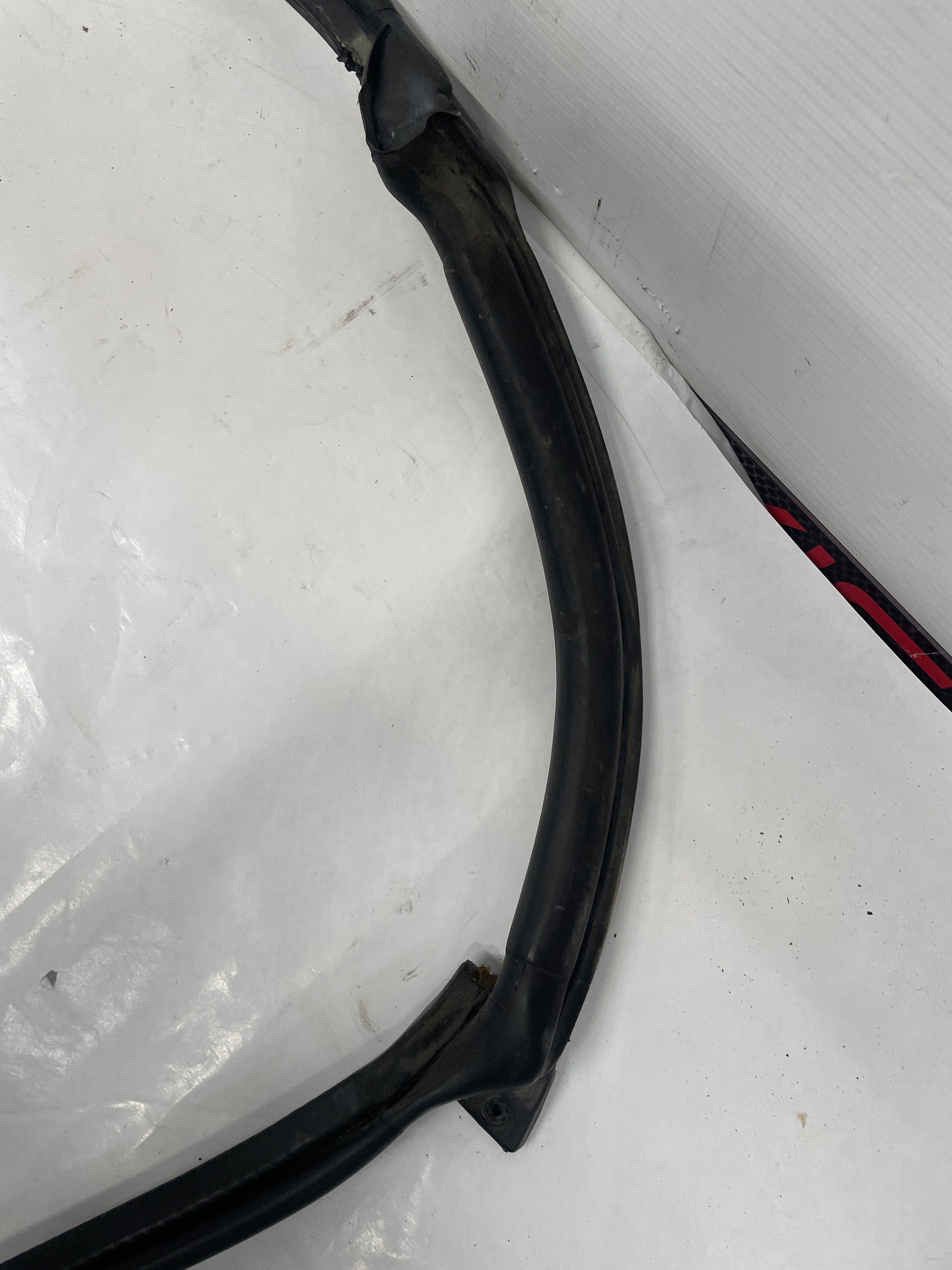 2000 Chevy Camaro Z28 LH Driver Body T-Top Weather Strip Seal OEM - Day's Parts Yard