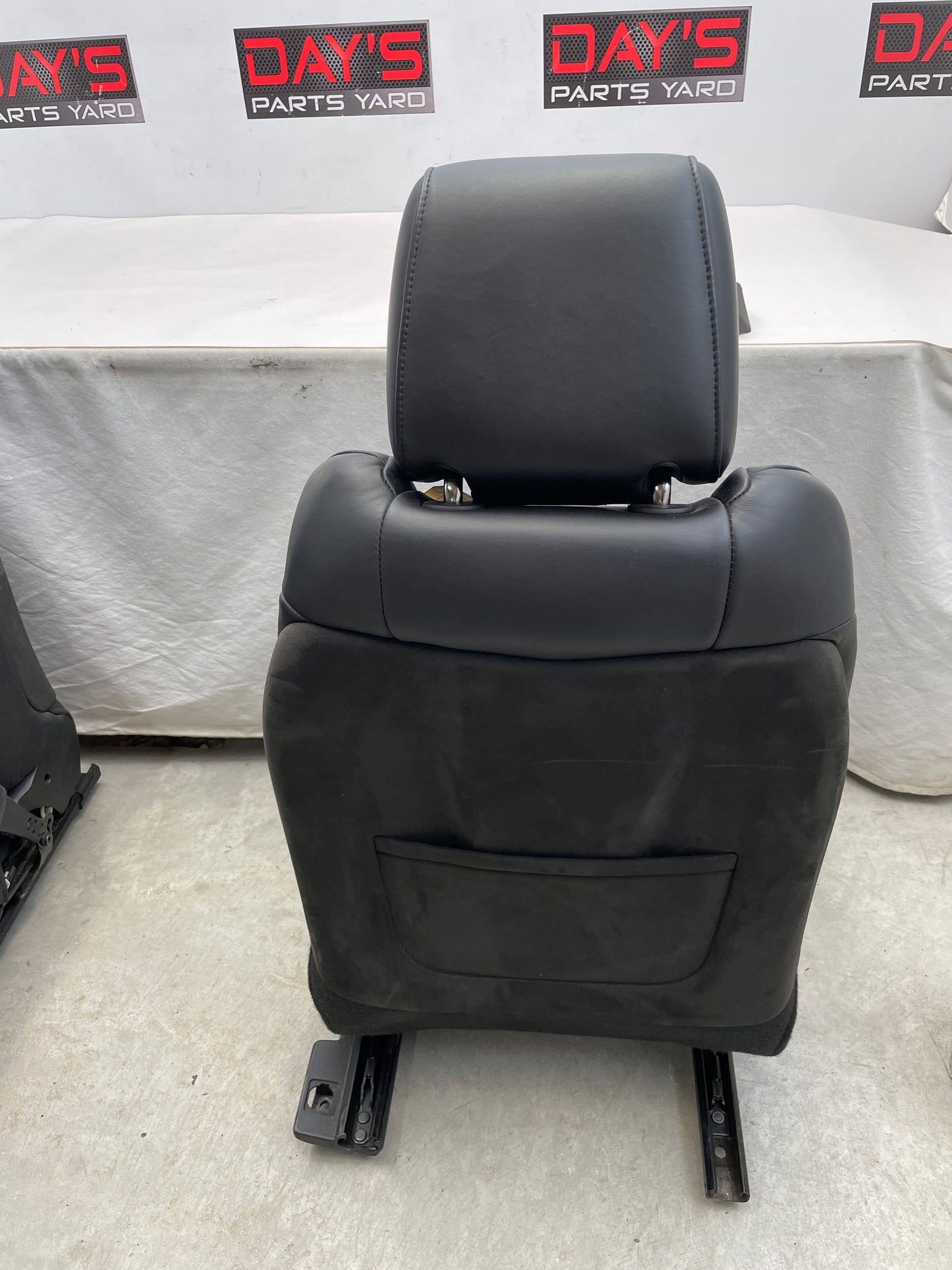 2018 Cadillac CTS-V Front Black Leather Suede Seats OEM