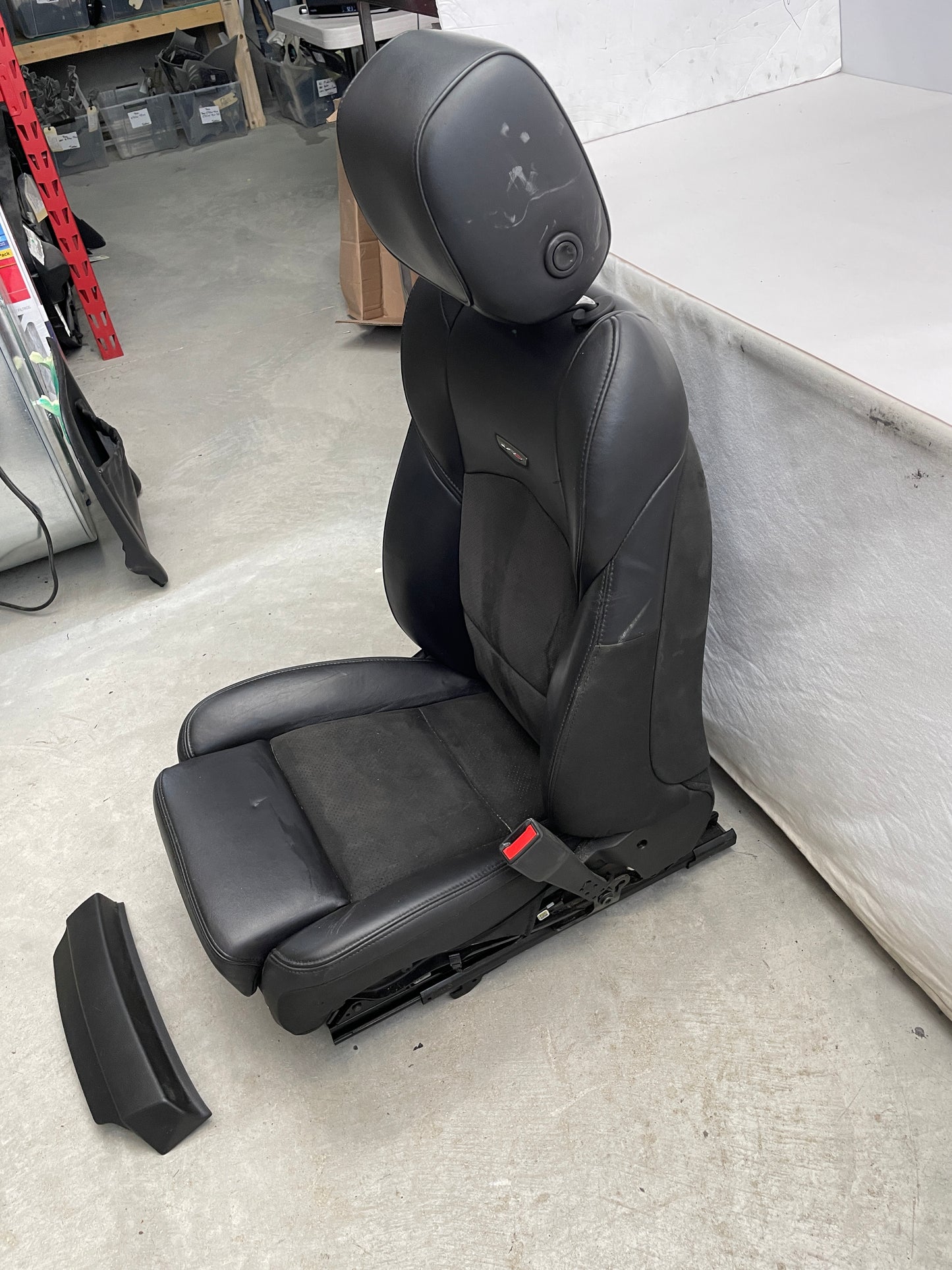 2018 Cadillac CTS-V Front Black Leather Suede Seats OEM