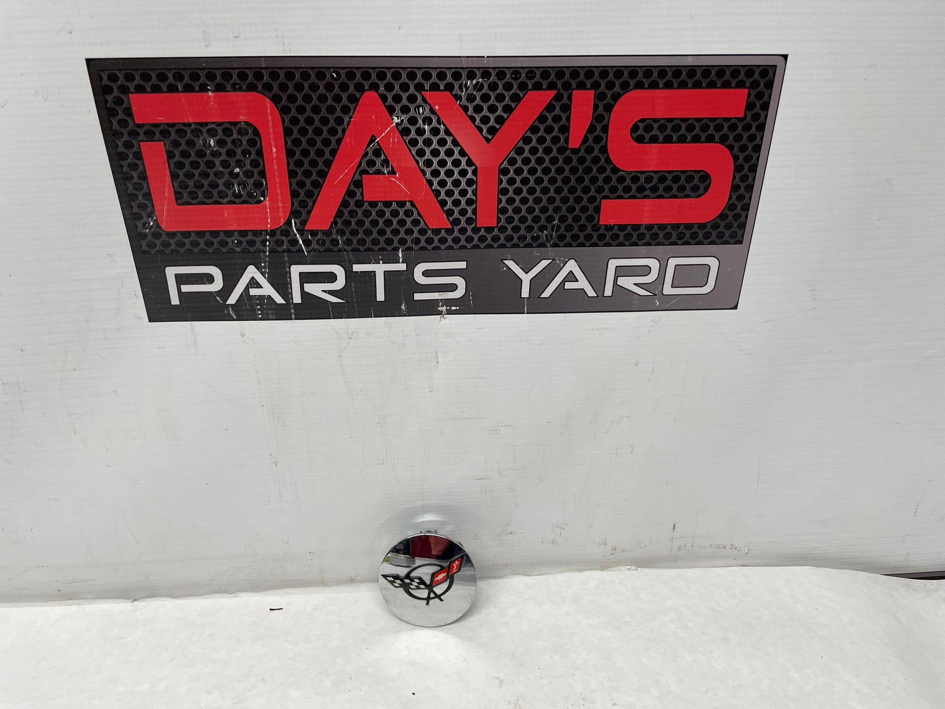 1999 Chevy C5 Corvette Wheel Center Cap - Day's Parts Yard