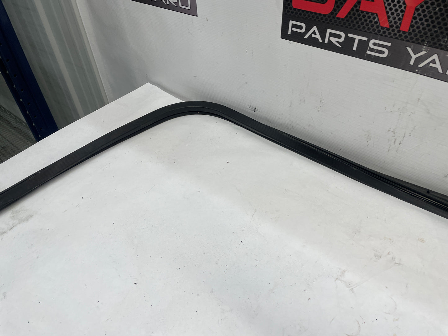 2000 Chevy Camaro Z28 RH Passenger Body T-Top Weather Strip Seal OEM - Day's Parts Yard