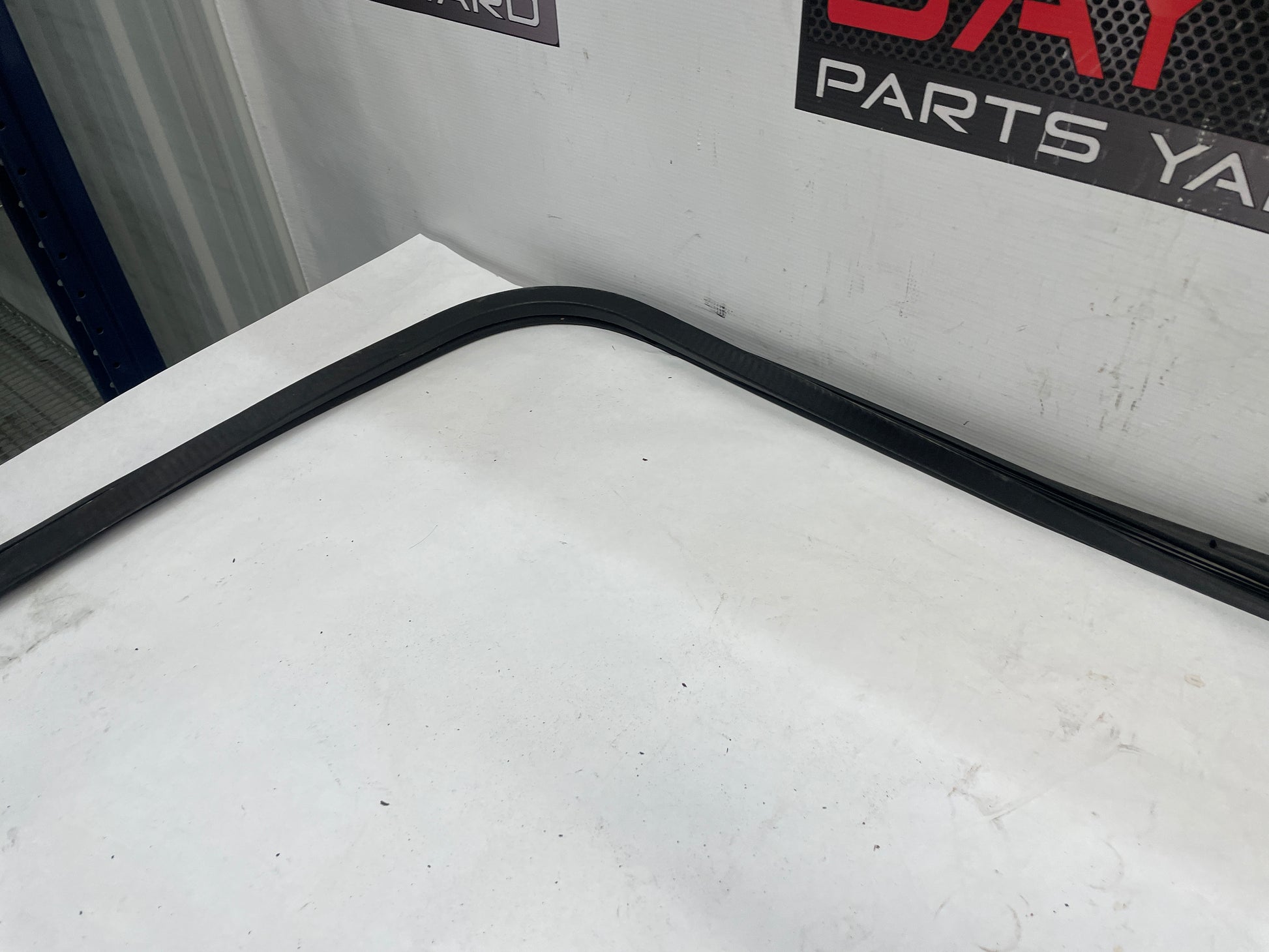 2000 Chevy Camaro Z28 RH Passenger Body T-Top Weather Strip Seal OEM - Day's Parts Yard