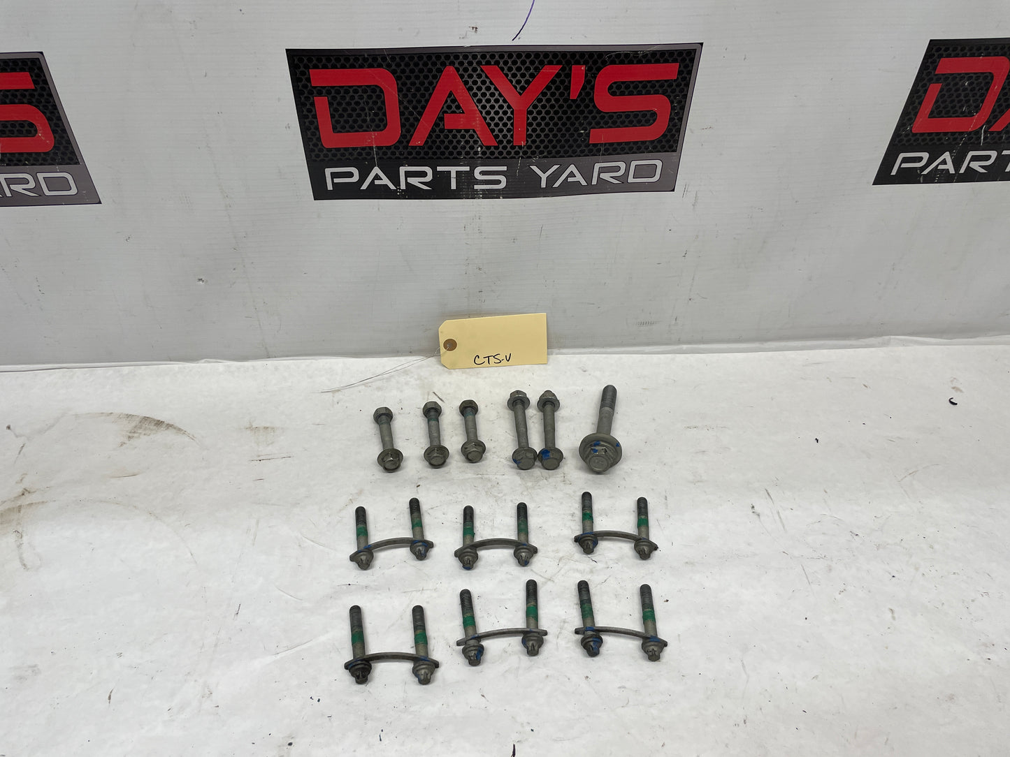 2016 Cadillac CTS-V Driveshaft Drive Shaft Bolts Hardware OEM - Day's Parts Yard