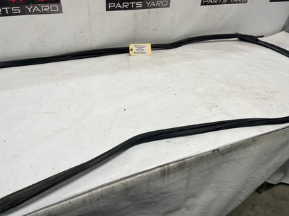 2000 Chevy Camaro Z28 RH Passenger Body T-Top Weather Strip Seal OEM - Day's Parts Yard