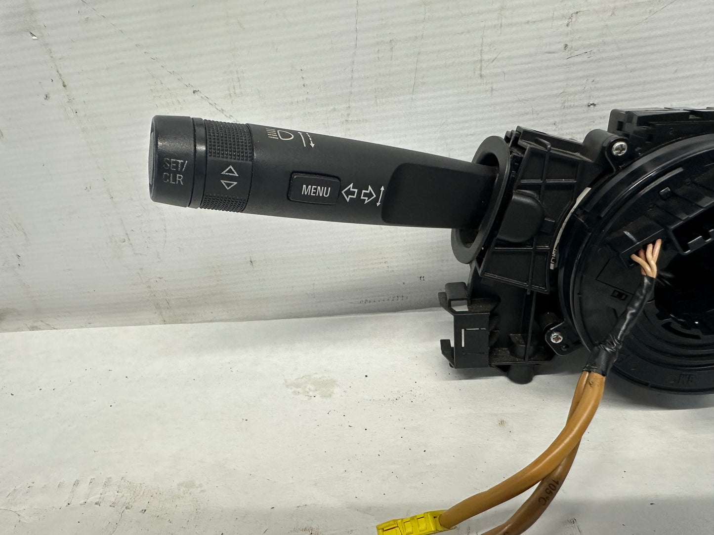 2010 Chevy Camaro SS Steering Wheel Turn Signal Wiper Control Switches OEM - Day's Parts Yard