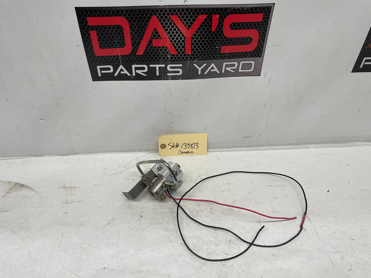 Hurst Roll/Control Line/Loc 12-volt Solenoid Valve