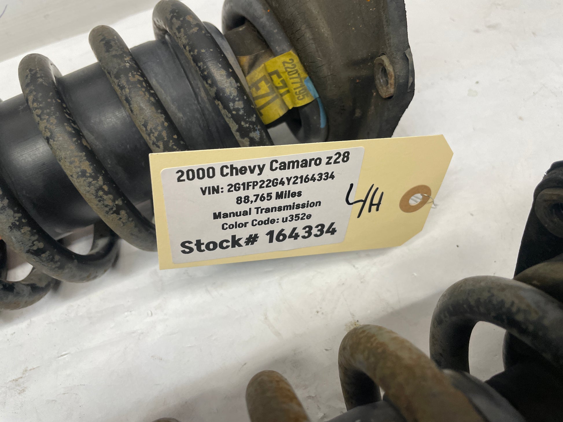 2000 Chevy Camaro Z28 RH & LH De Carbon Front Suspension Struts OEM - Day's Parts Yard