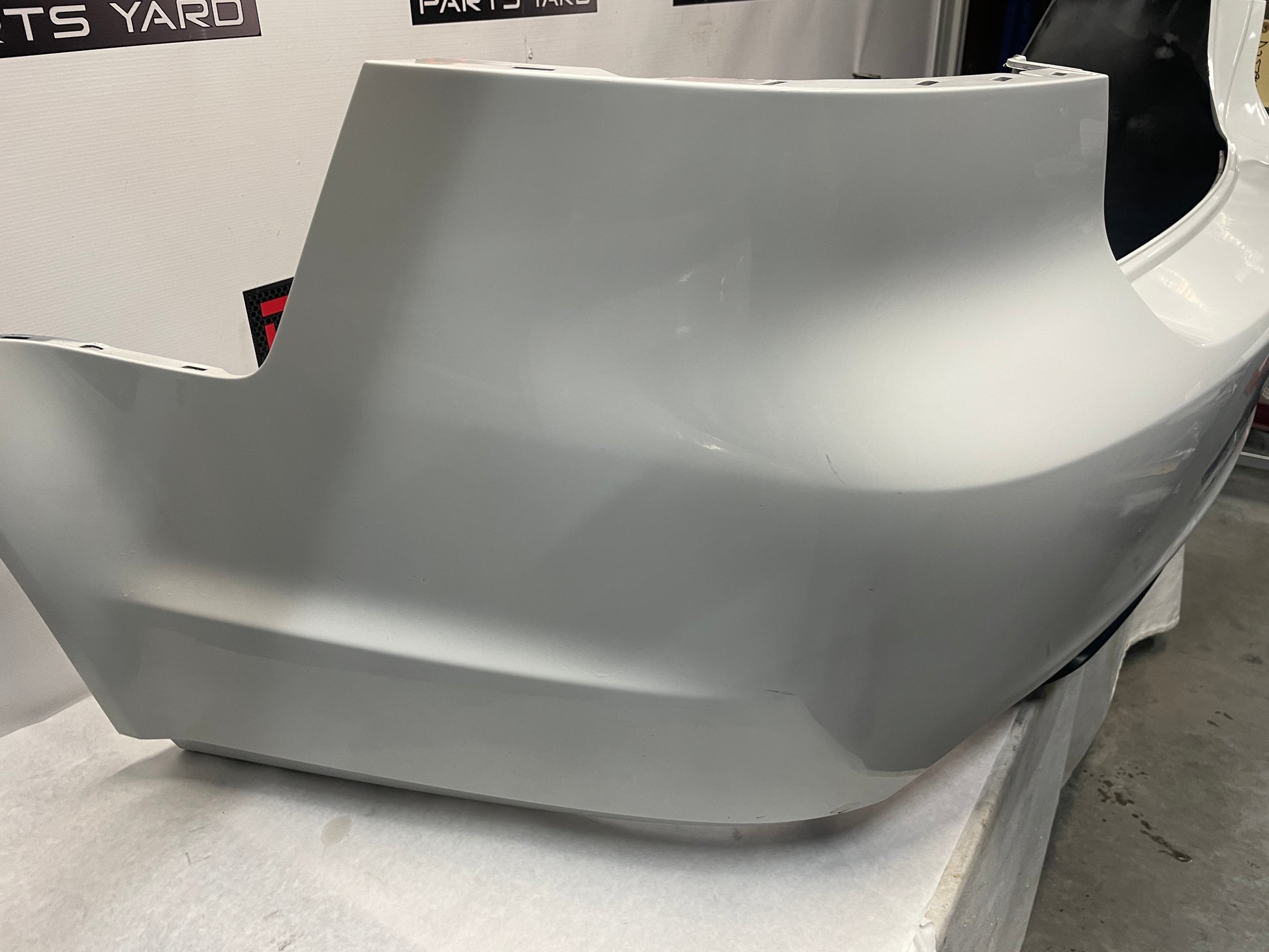 2008 Pontiac G8 Base Rear Bumper Cover Fascia White OEM - Day's Parts Yard