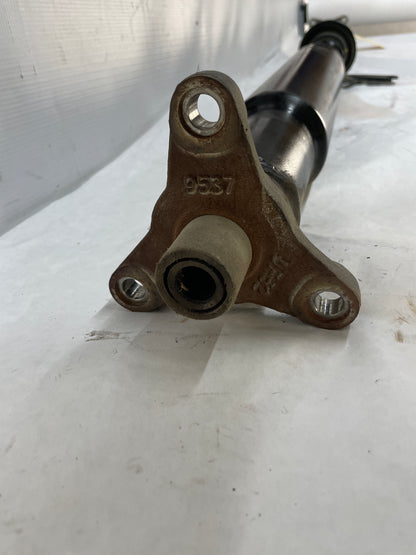 2015 Chevy SS Sedan Automatic Driveshaft Drive Shaft Propeller OEM