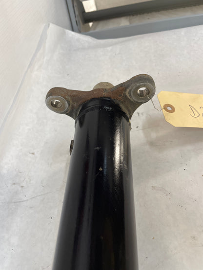 2015 Chevy SS Sedan Automatic Driveshaft Drive Shaft Propeller OEM