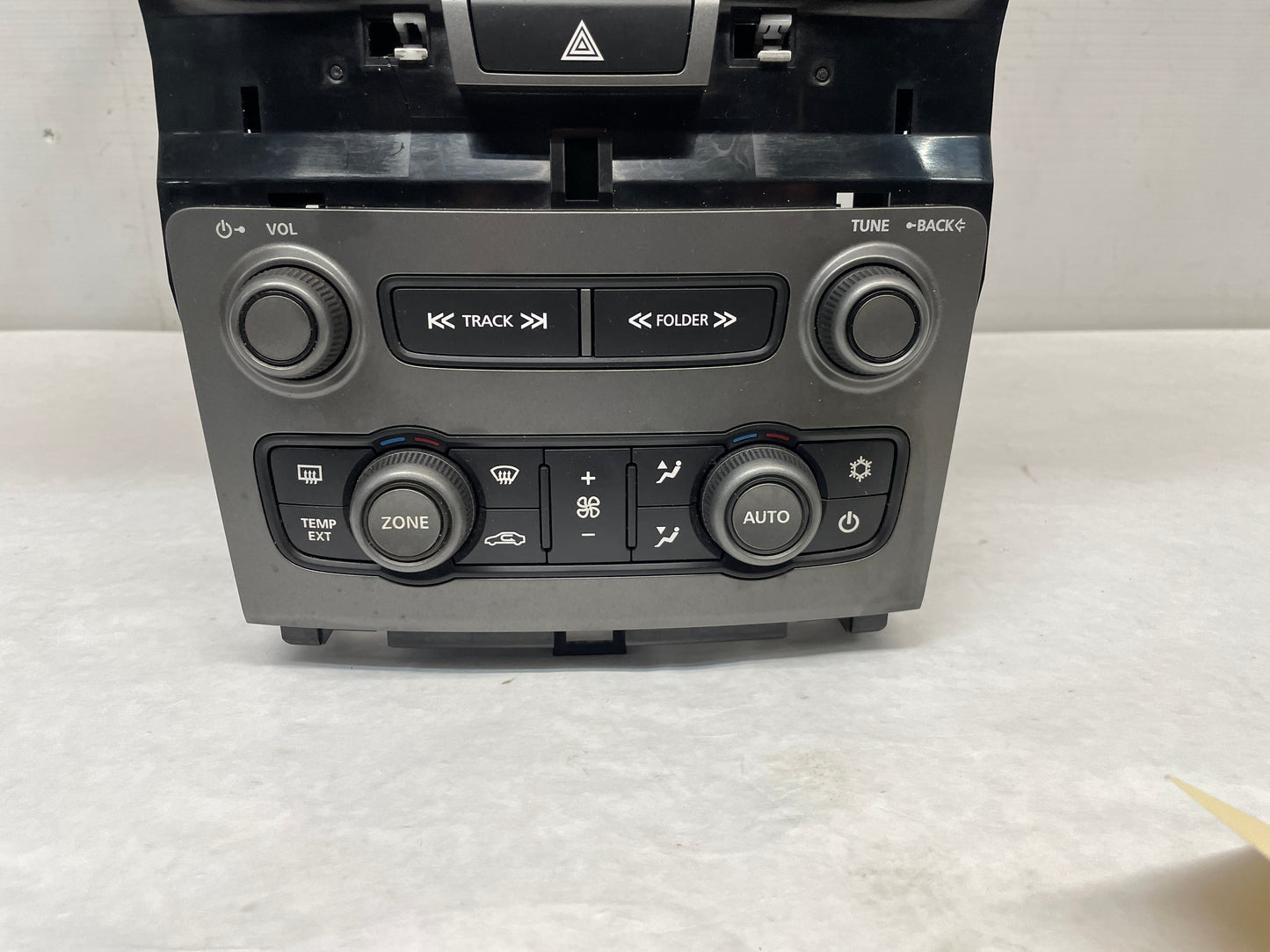 2012 Chevy Caprice PPV Dash Radio Stereo HVAC Temperature Control Panel Unit OEM