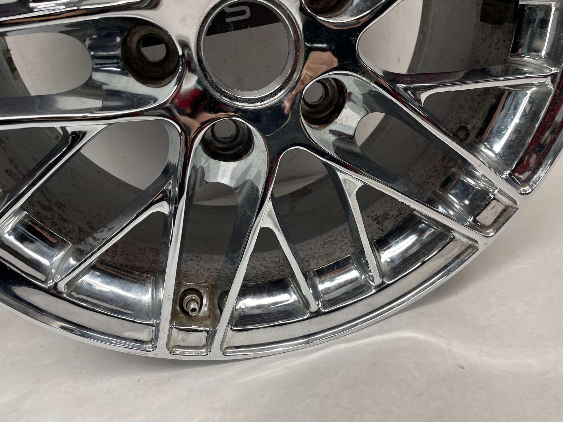 1999 Chevy C5 Corvette Aftermarket ZR1 Replica 17X8.5 Wheel - Day's Parts Yard