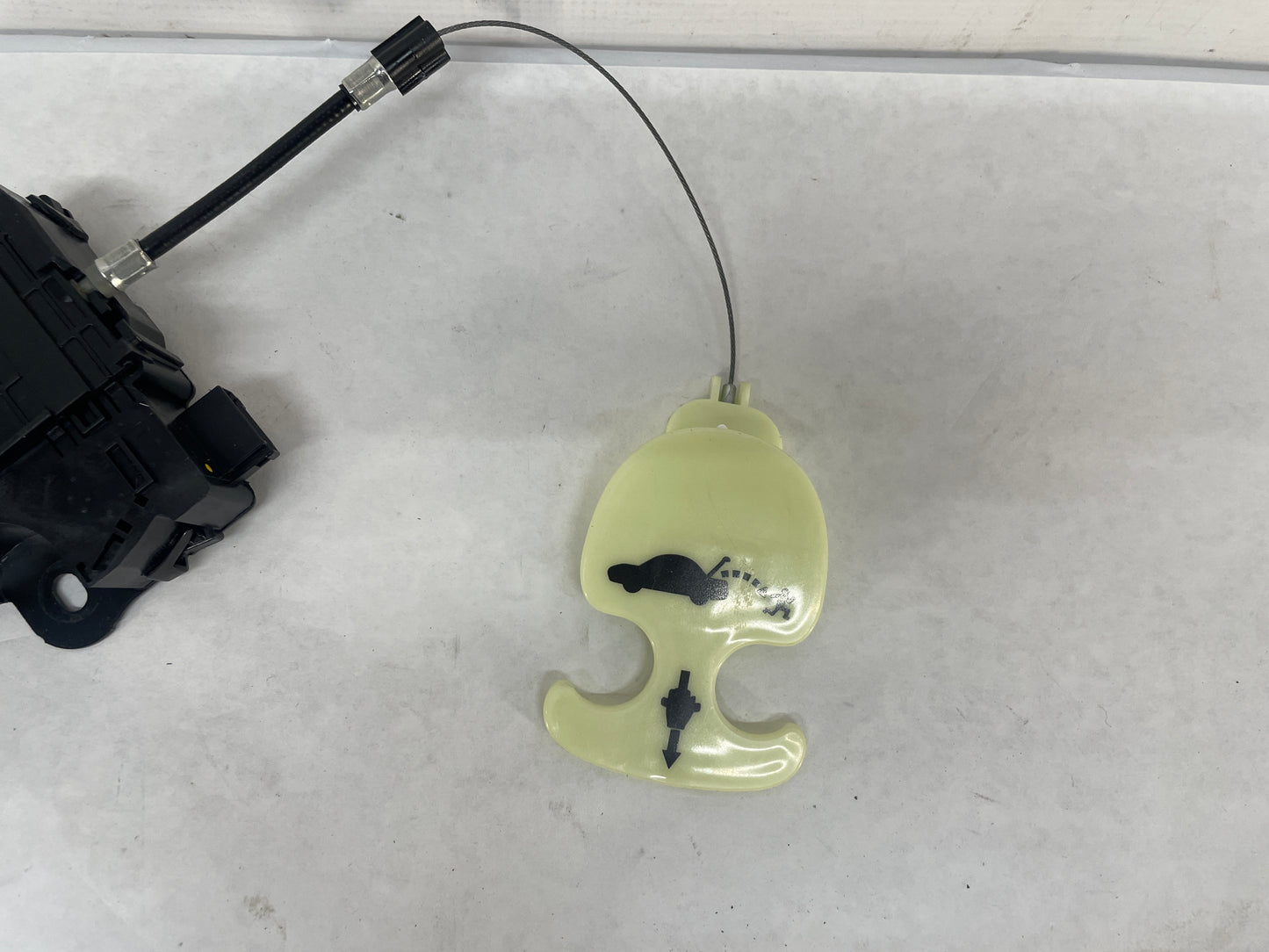 2013 Chevy Camaro ZL1 Rear Trunk Lock Lid Latch Actuator OEM - Day's Parts Yard