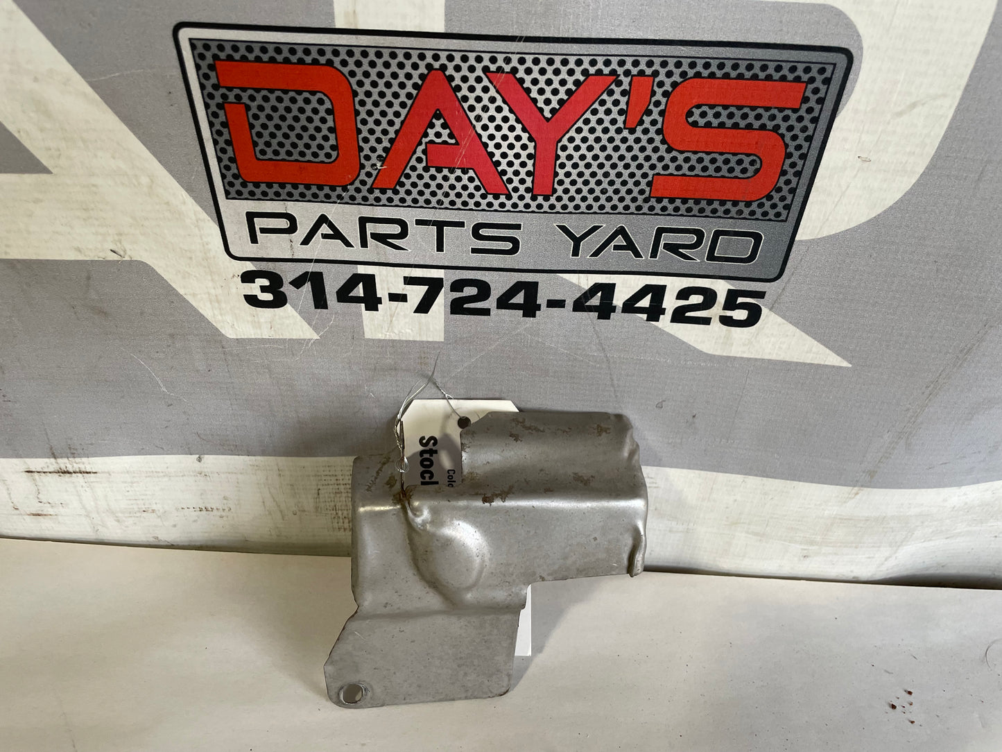 2018 Chevy Suburban LT Starter Heat Shield OEM - Day's Parts Yard