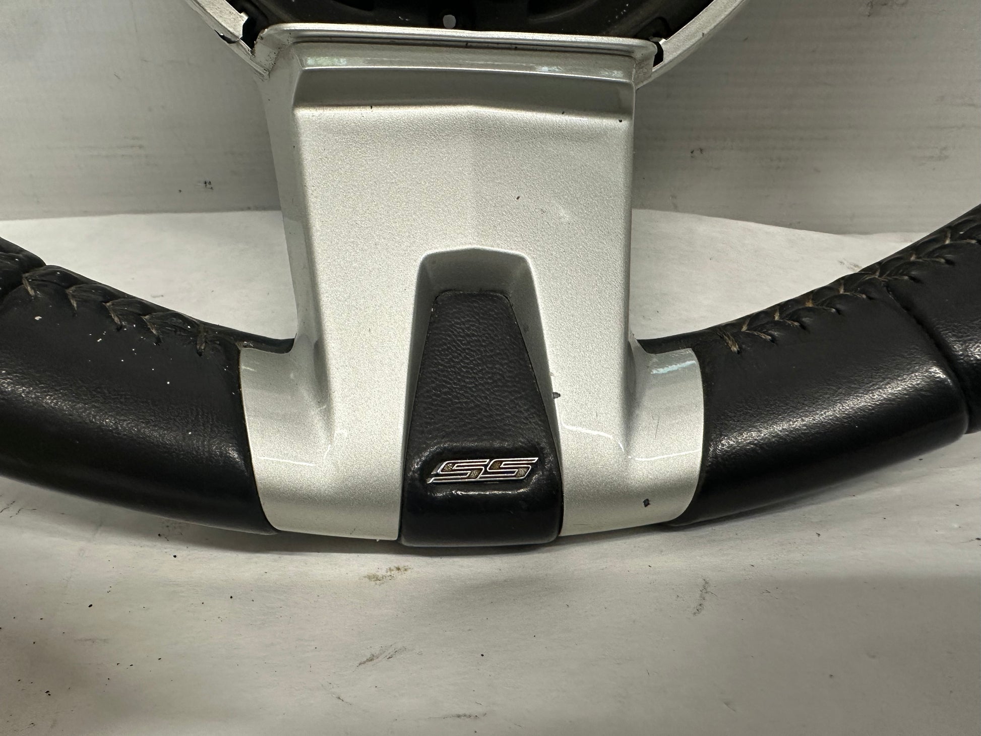2010 Chevy Camaro SS Steering Wheel OEM - Day's Parts Yard