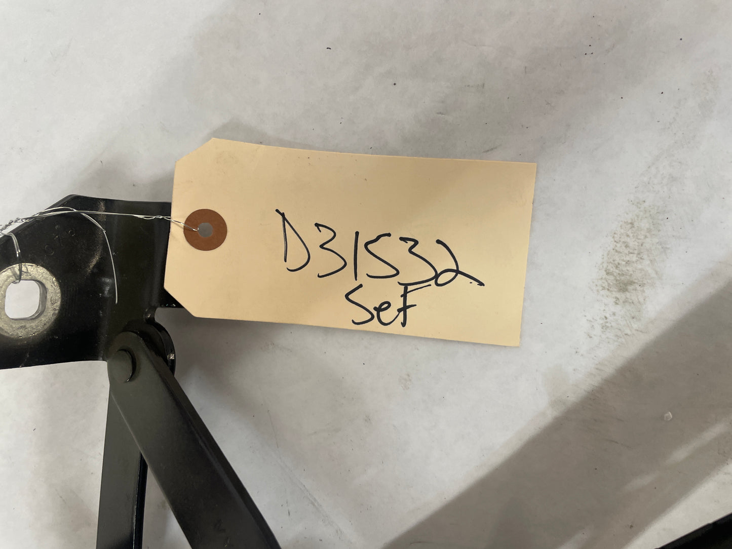 2013 Chevy Camaro ZL1 RH & LH Hood Hinges OEM - Day's Parts Yard