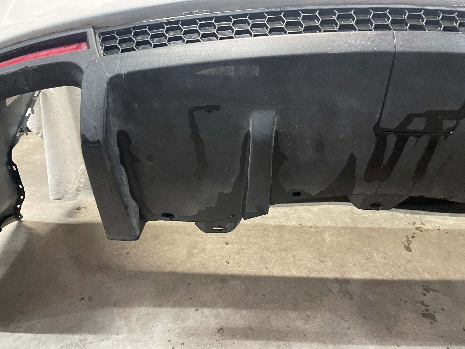 2008 Pontiac G8 Base Rear Bumper Cover Fascia White OEM - Day's Parts Yard