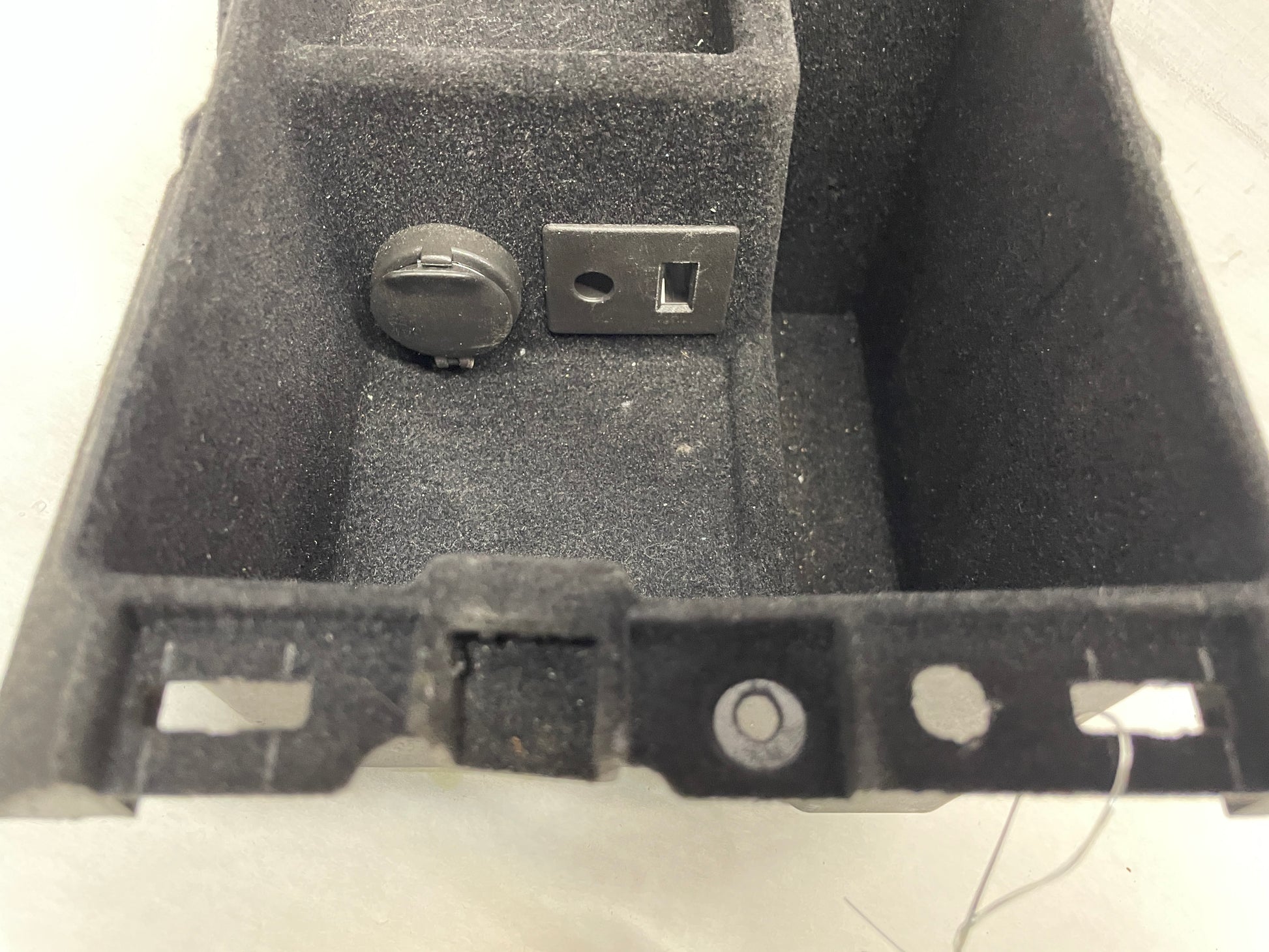 2014 Cadillac CTS-V Center Console Inner Storage Cubby Compartment Tray OEM - Day's Parts Yard