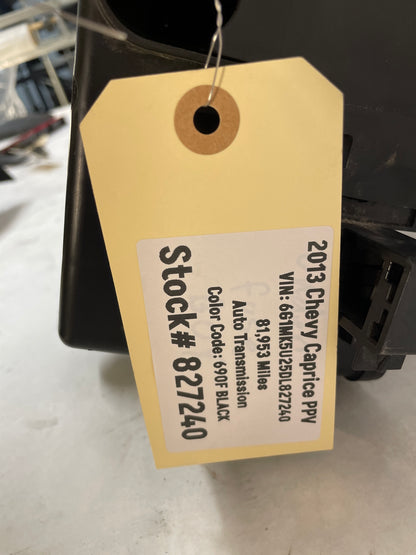 2013 Chevy Caprice PPV Engine Bay Fuse Relay Box Block OEM