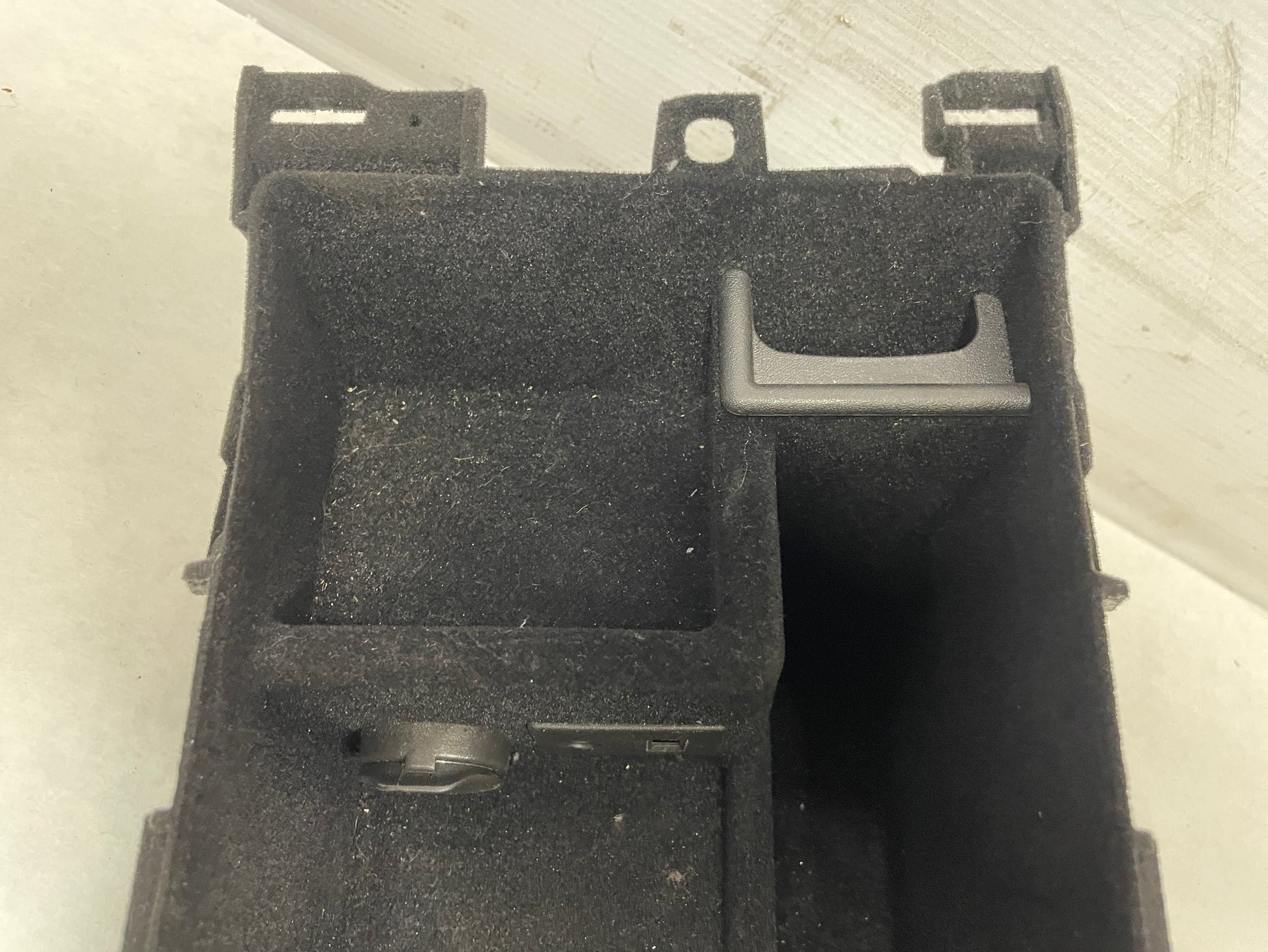 2014 Cadillac CTS-V Center Console Inner Storage Cubby Compartment Tray OEM - Day's Parts Yard