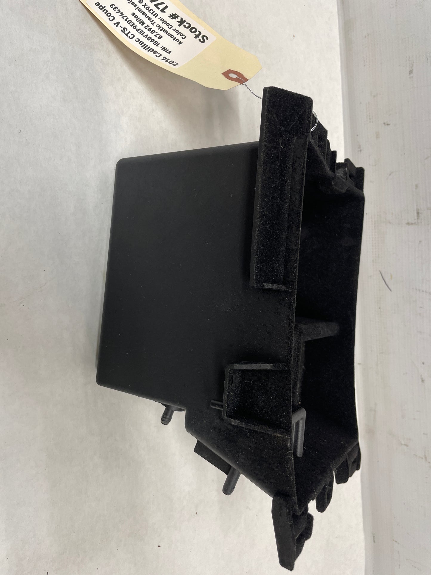 2014 Cadillac CTS-V Center Console Inner Storage Cubby Compartment Tray OEM - Day's Parts Yard